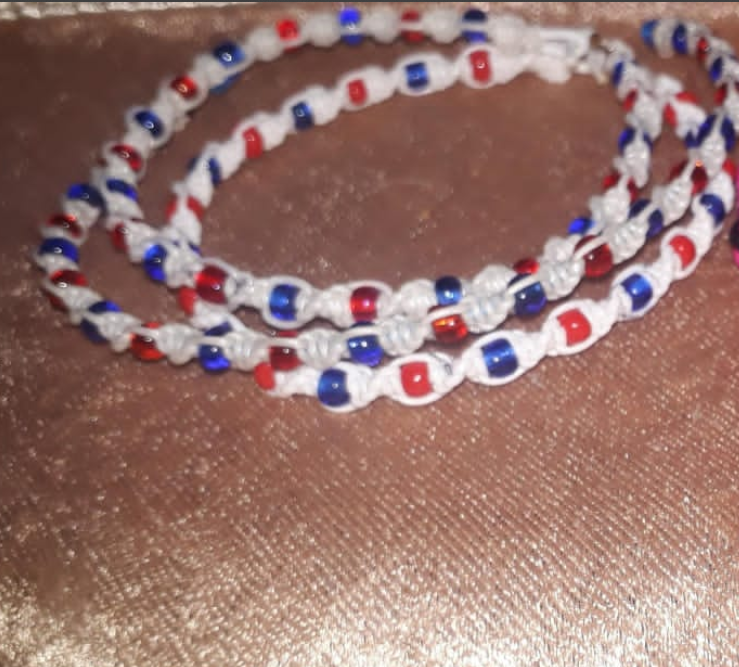 Pulsera de ADN en espiral simple